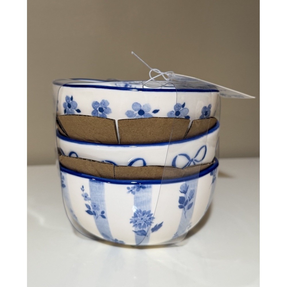 3-‎ Prima Design SPRING FLORALS & Bows Blue Ceramic Cereal Soup Bowl Set 5" NEW!